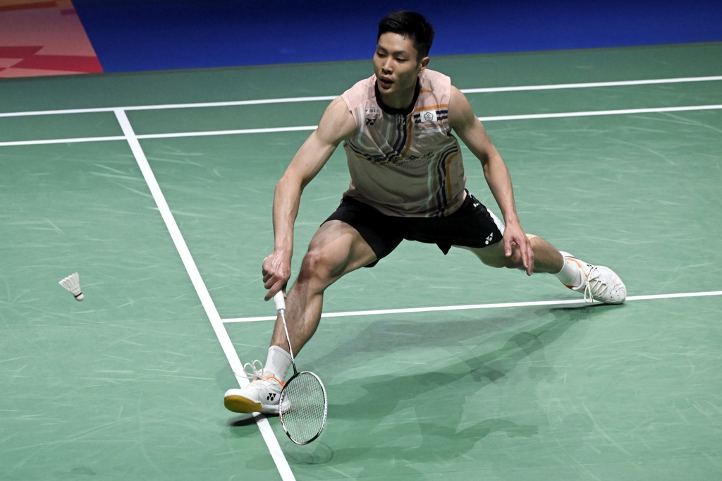 印尼大師賽》周天成擊退前球王 戚又仁生涯首勝安東森