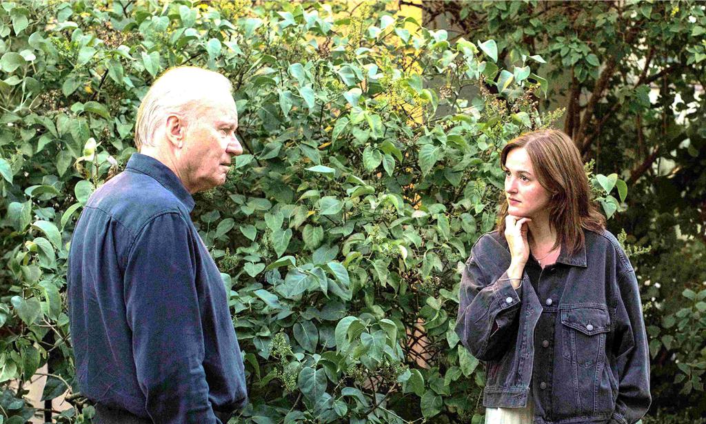 奧斯卡女配角雙料入圍《情感的價值》艾兒芬妮太驚喜「無法呼吸」