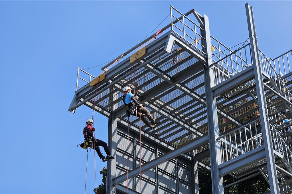 22支國際救援隊伍齊聚屏東 繩索救援國際賽登場