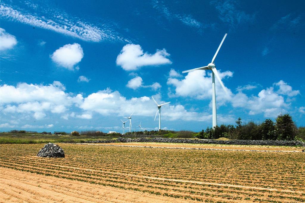 陸域風機新建難 台電採「更新延壽」策略 舊機擴容量服役