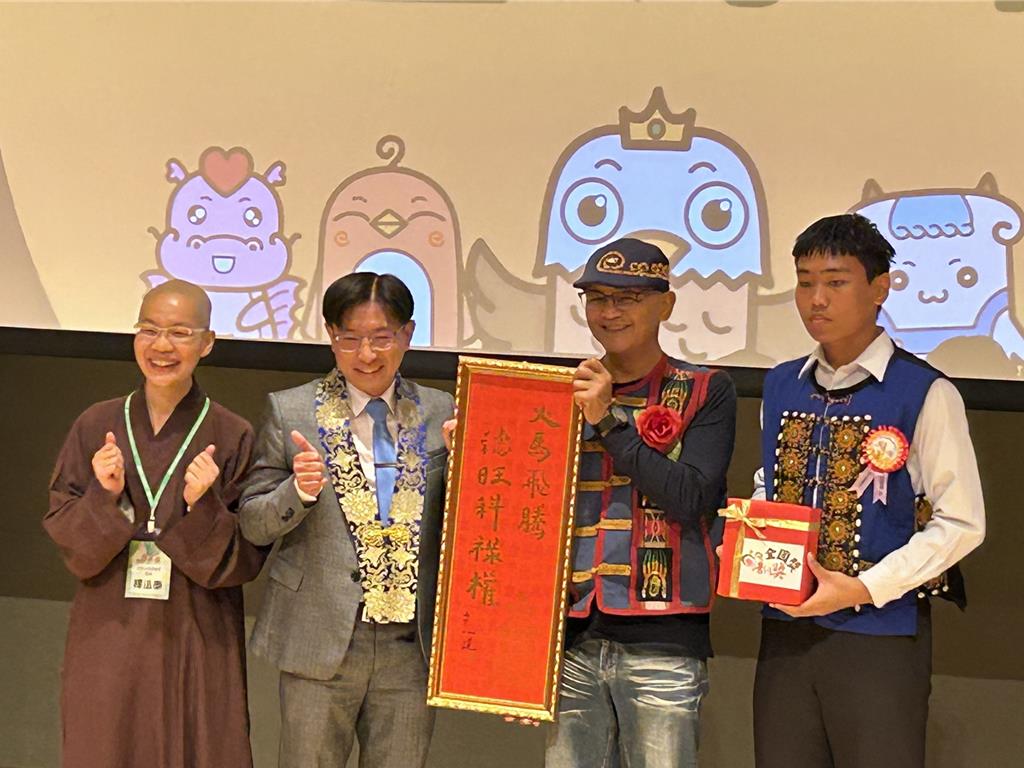 「被校長一眼就看到的他」入圍全國普仁獎 高樹國中巴郡雁不怕出身低