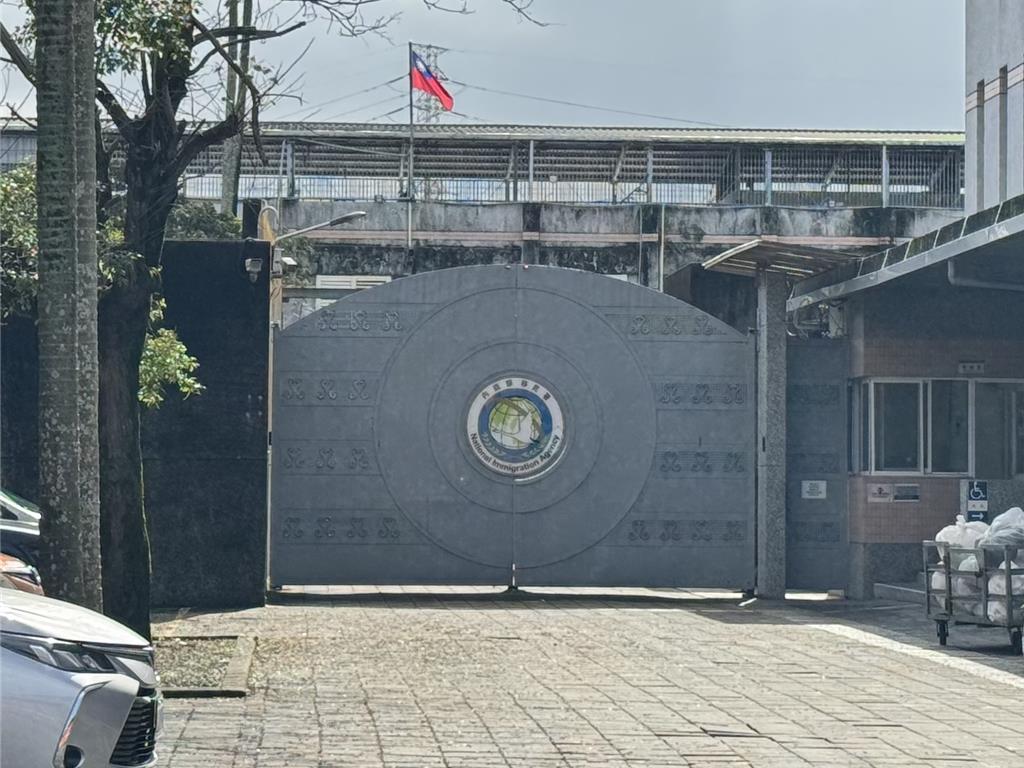 「自己報案、自己領錢!」宜蘭移民署爆內神通外鬼 假檢舉騙獎金6人全起訴