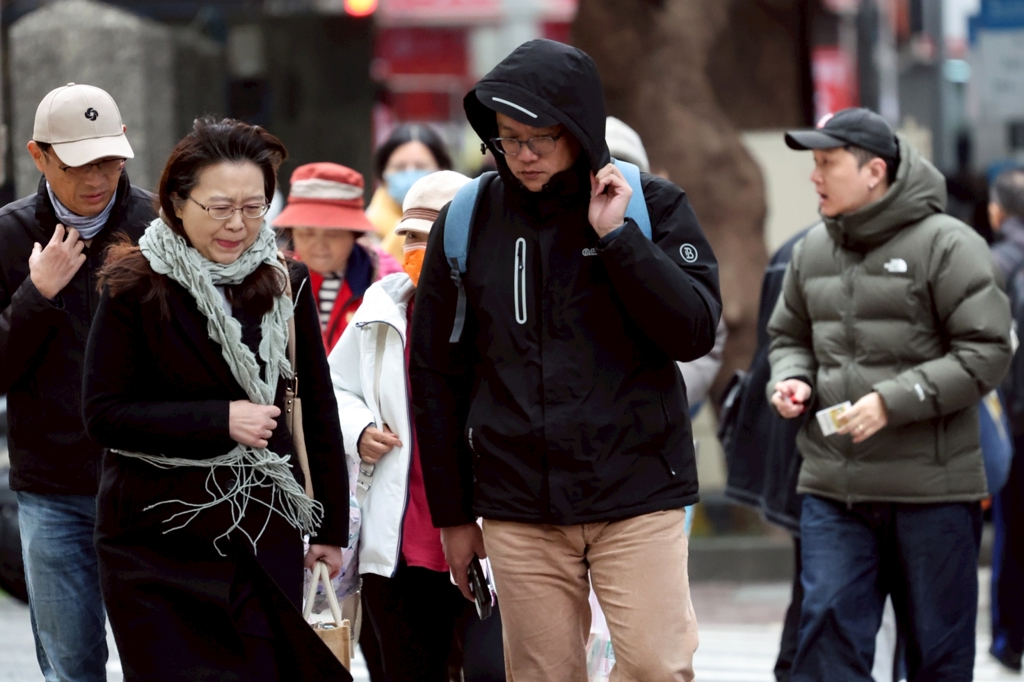 保暖衣物竟釀紅疹爆發 醫警告:這材質別直接穿