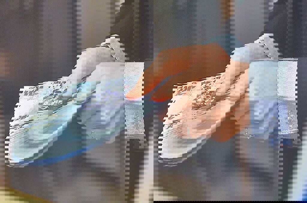 股匯齊揚!外資轉買熱錢回流 新台幣勁揚1.5角 創一個半月新高