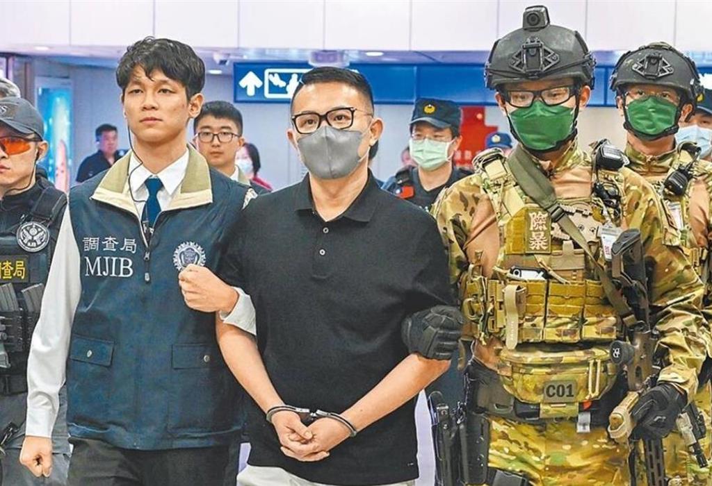 88會館郭哲敏開庭看A片!竟是「律師遞手機」 同業酸:哪部這麼好看?