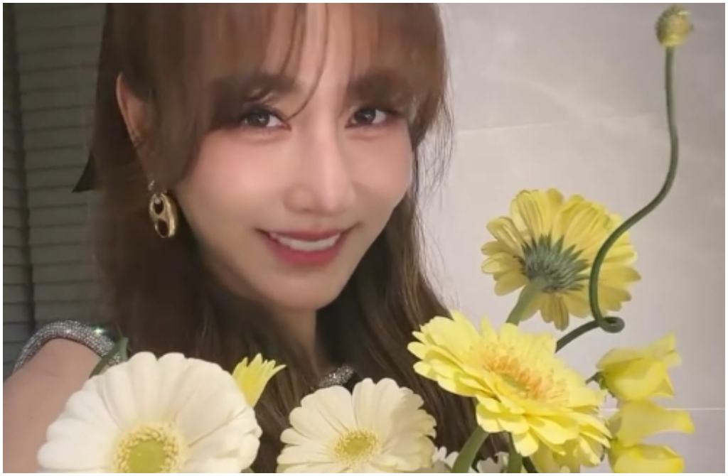 曾莞婷抽到捧花後 無預警曬「鎖喉親密合照」親揭真相