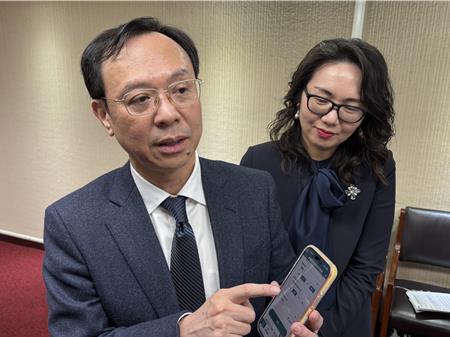 健保APP春節專區上線即時查診所開診資訊