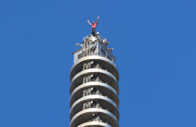 霍諾德徒手攀101獲千萬酬勞 每年捐出收入三分之一做公益