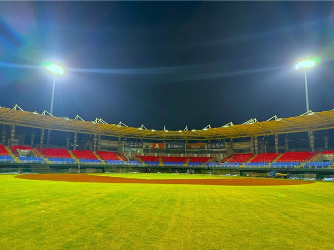 花蓮棒球場翻新完工 領先設施提升觀賽體驗