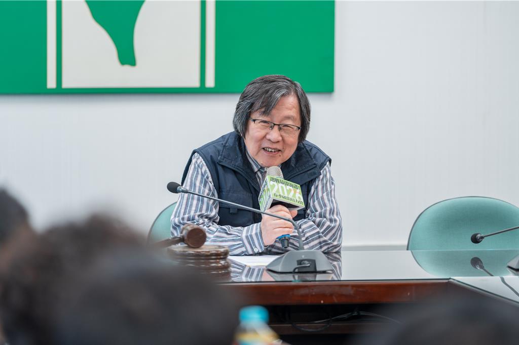 2026大選暖身 綠啟動青年幕僚海選 邱義仁分享選戰經驗