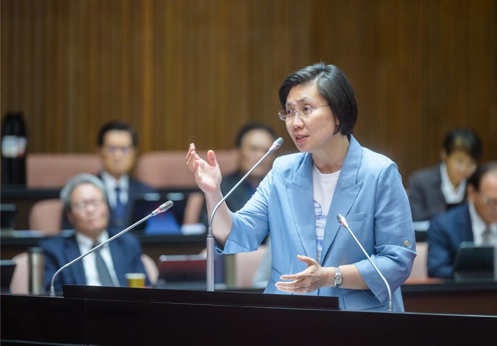 藍委徐欣瑩放話黨中央 若與民意做對她將不受黨內束縛