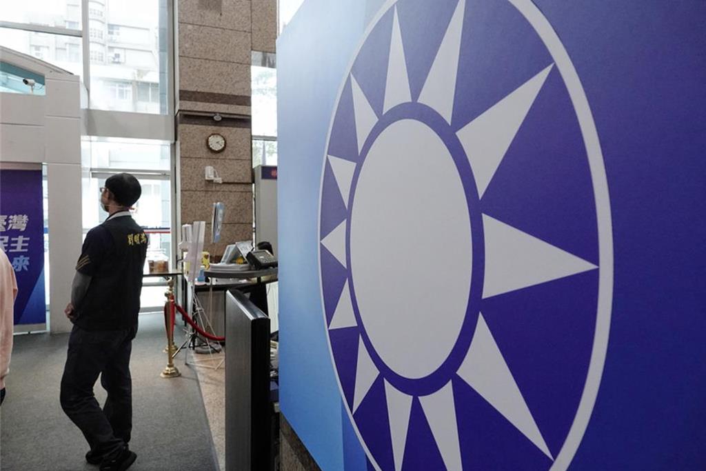 不同意徐欣瑩、陳見賢倡議 國民黨:2/2新竹縣長提名初選公告