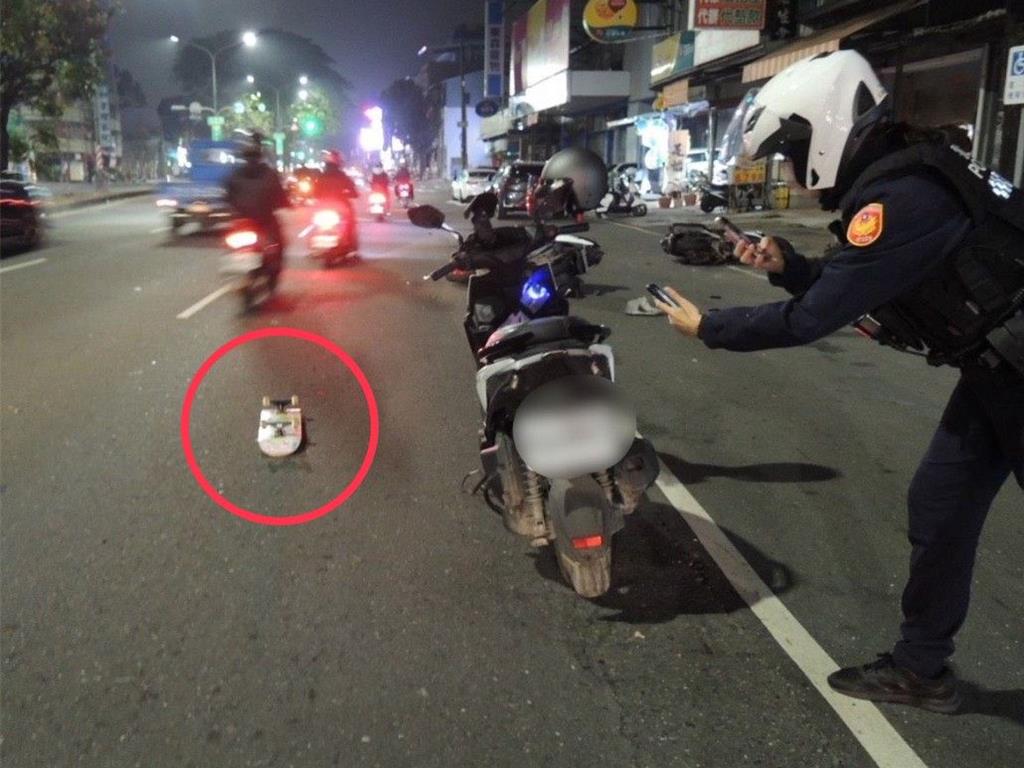 高雄10歲童玩滑板衝上馬路 釀5車連環撞 家長挨罰