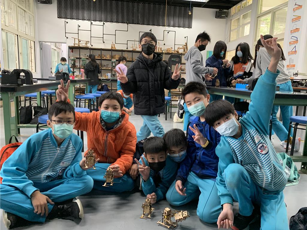 史上最長寒假開始 新北隨選隨看「數位課程」學習不中斷