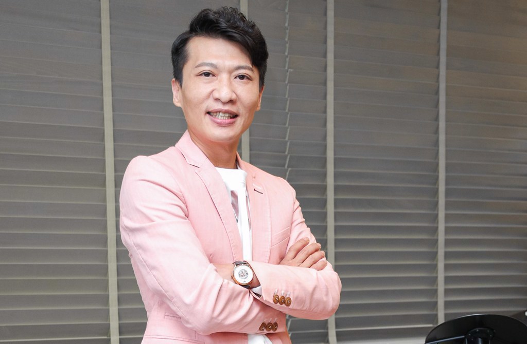 方順吉陷桃色風波?邀女生過夜反遭恐嚇討16萬紅包 本人報警了