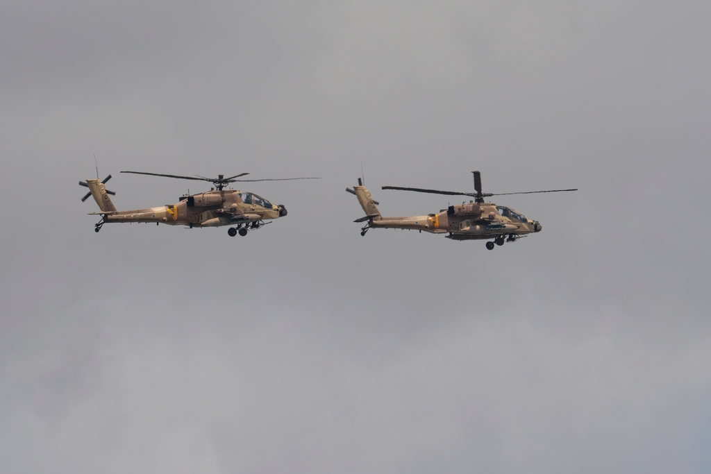 以色列再砸近2000億 爆買美國阿帕契直升機、裝甲車