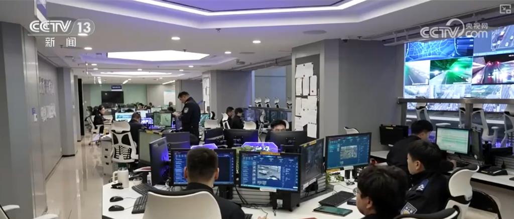 ½���˻����ÿ���װ��ȫ���㻤AIѲ����������� �����ӣ�