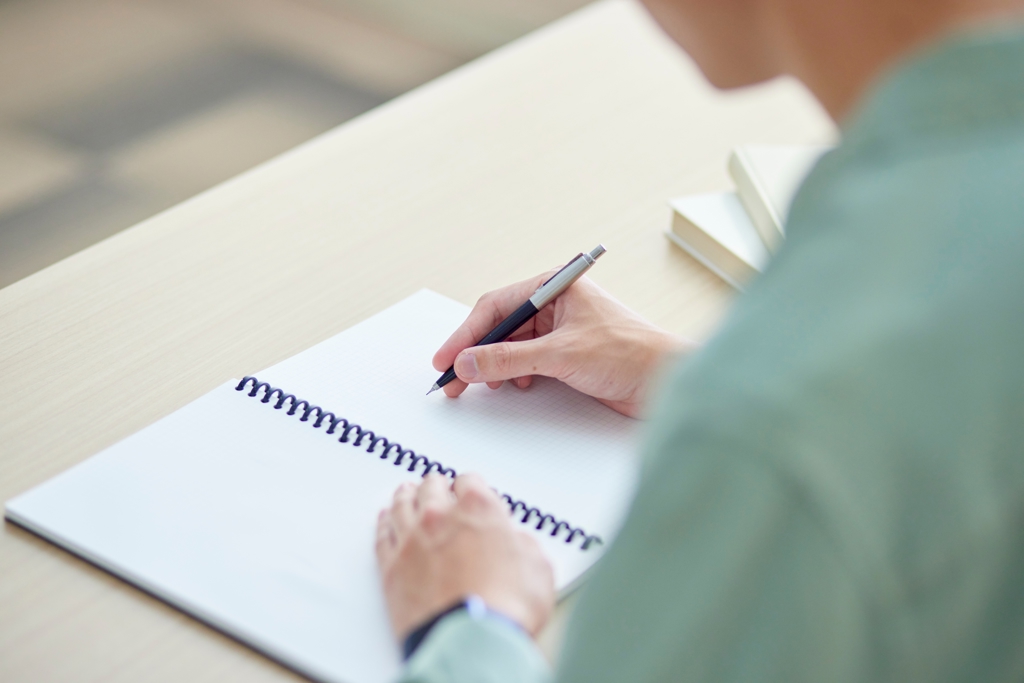 髮箍讀音不念「ㄎㄨ」 他查正解傻眼:沒人糾正過