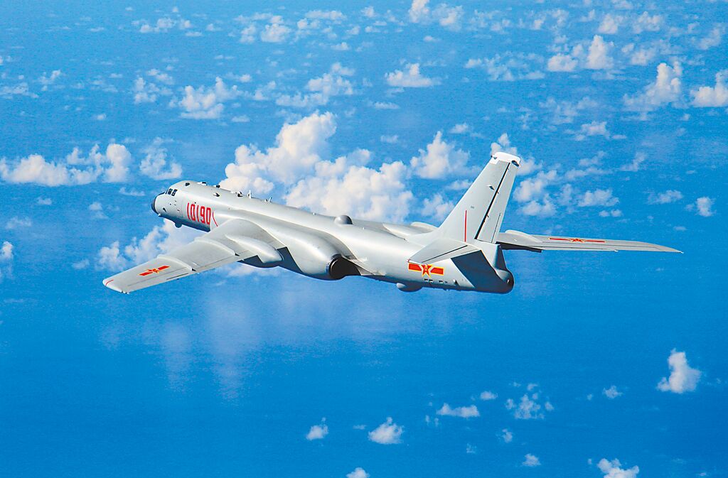 轟-6K飛越黃岩島演習區!退役少將揭菲國禁航區致命破綻
