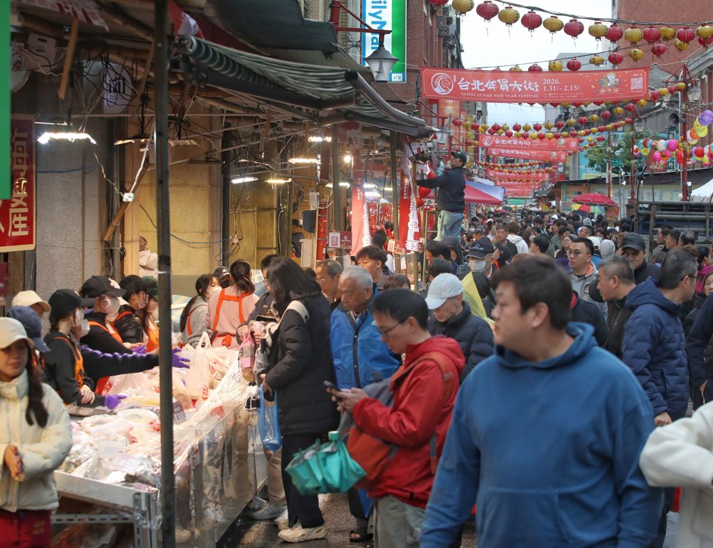 北市聯合稽查迪化年貨大街 12家標價缺失「再犯即罰」