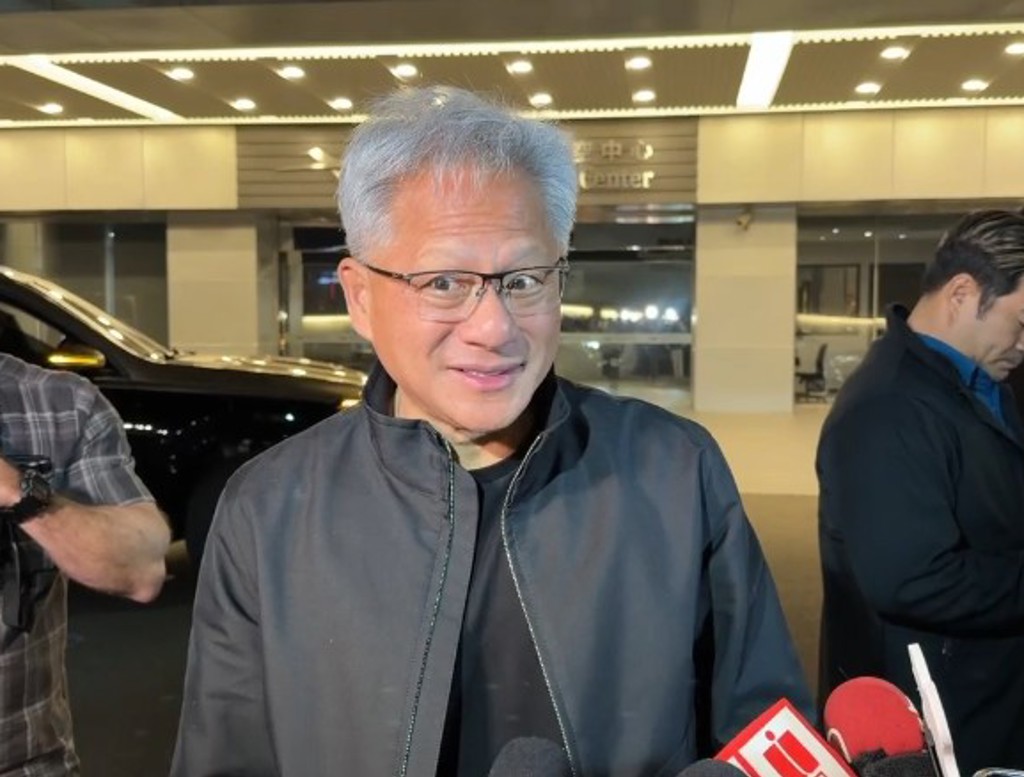 黃仁勳晚間離台!預告將再度來台 出席Computex