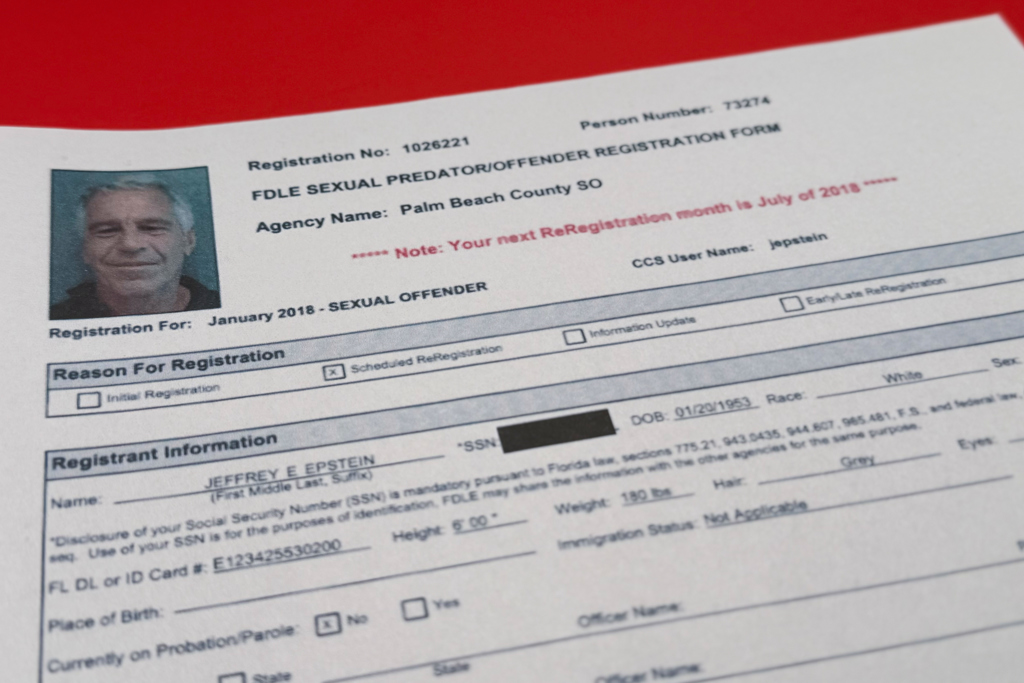 艾普斯坦6.3億美元遺產名單曝 最大受益人是她 求婚內幕全揭露