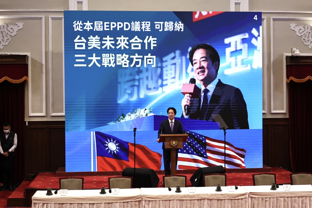 時評》朝野無須別苗頭