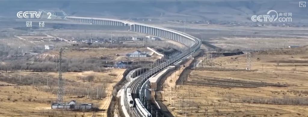 陸高鐵快運助力!生態牧場特色食材上餐桌朝發夕至