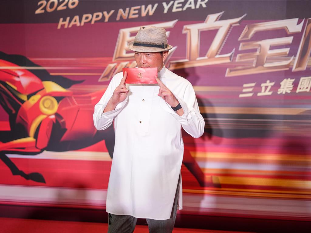 王月「開顱昏迷」現況曝! 曾國城嘆:險成下一個小鬼