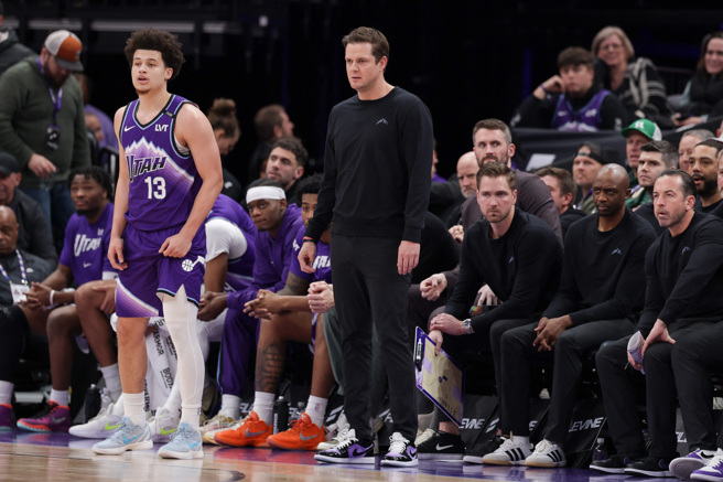 爵士「擺爛」求狀元？Experts怒批消極調度破壞聯盟信譽