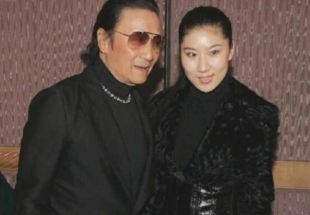 謝賢前任直播談49歲爺孫戀 回應天價分手費認「視我如珍寶」