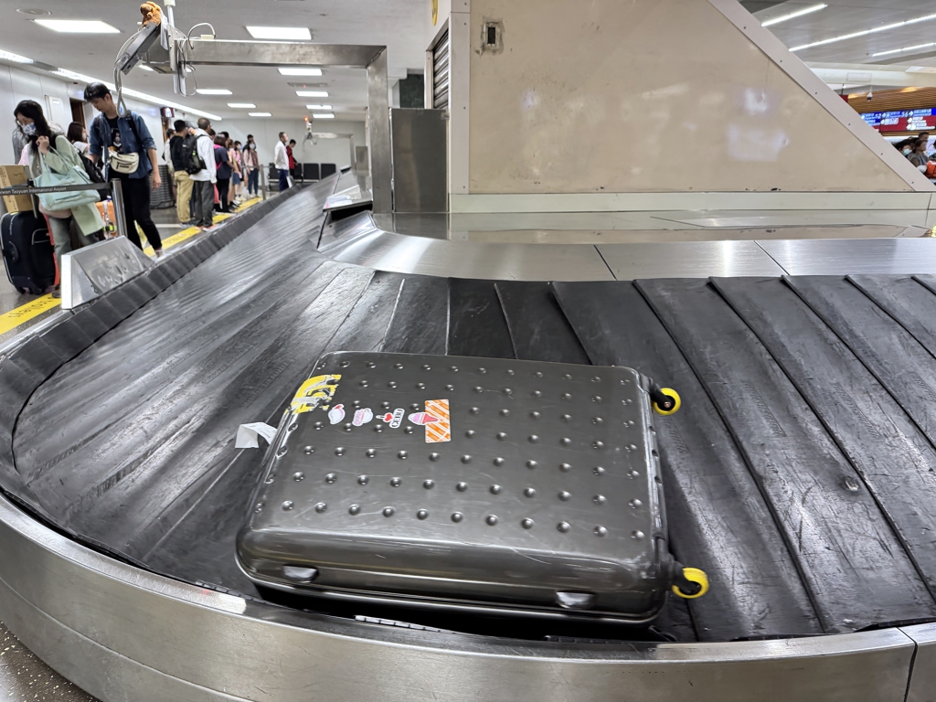 別用黑色行李箱 專家示警「在機場易遺失」 最安全顏色曝光