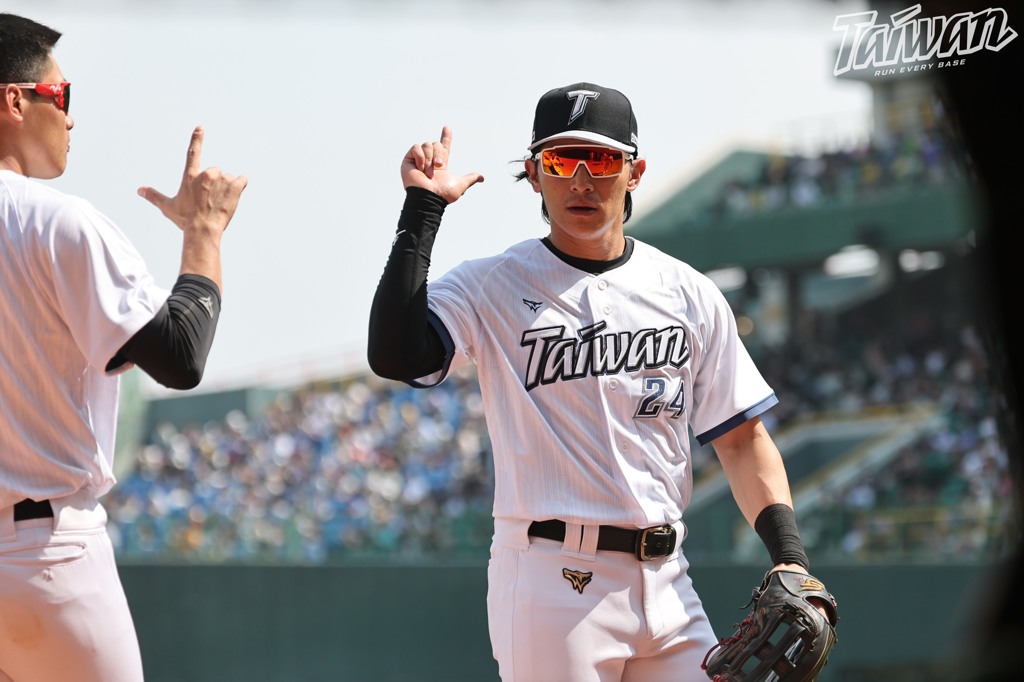 經典賽》陳傑憲移防不熟悉的右外野 期許正賽前趕快適應