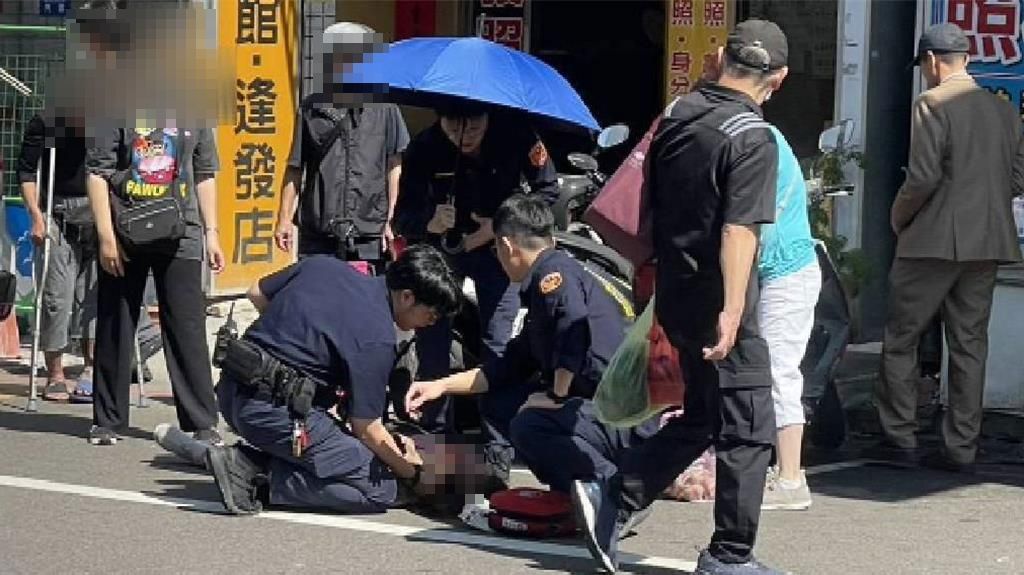 6旬婦昏倒命懸一線!口鼻大量出血 鄰近警趕赴急救援