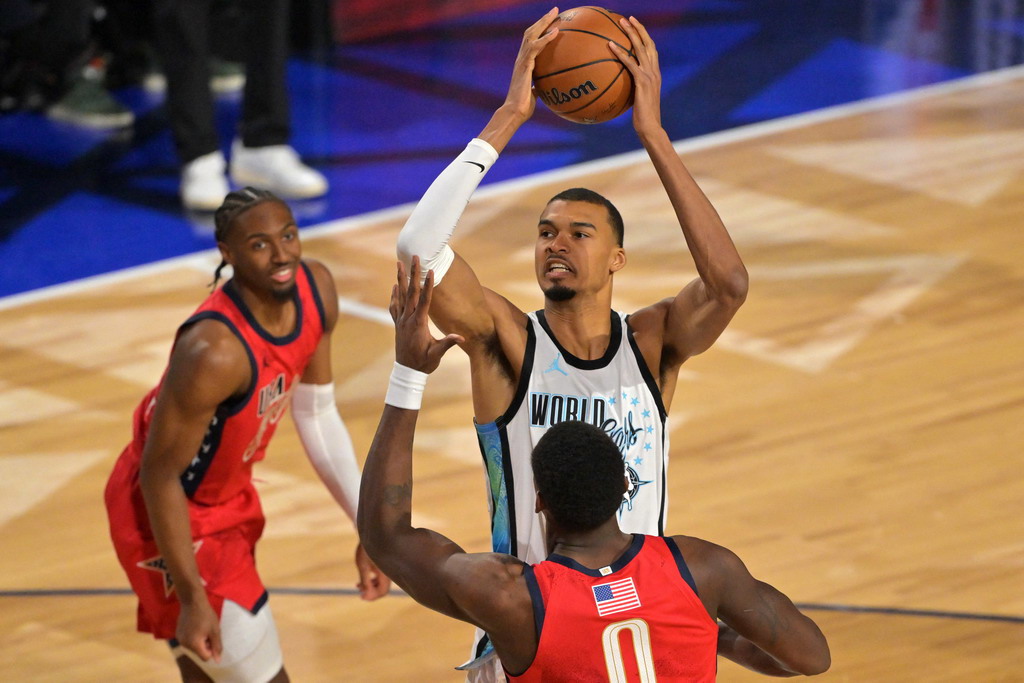 NBA全明星賽》巴恩斯延長三分球絕殺 美國之星隊搶首勝