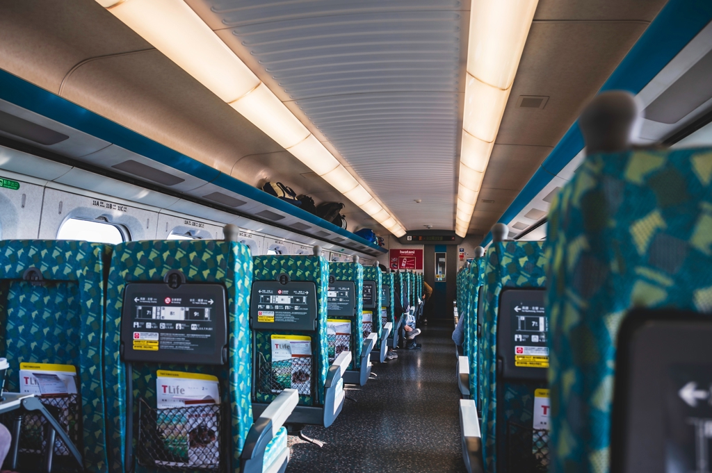 名嘴搭高鐵遇1狀況傻眼 無奈嘆: 容易看到一個人素質