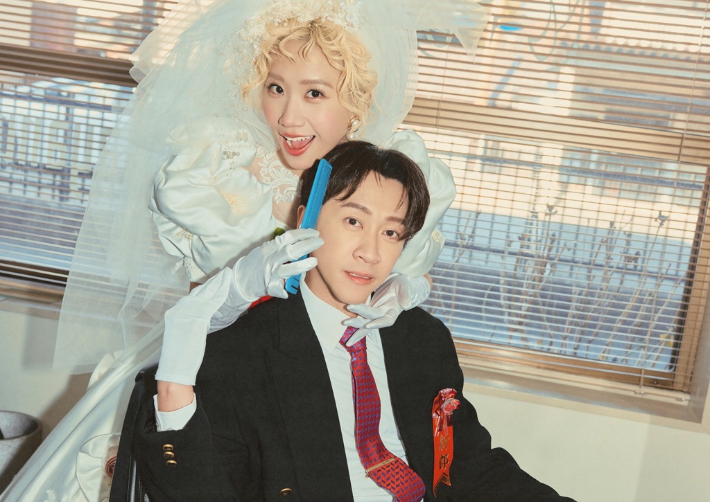 Lulu婚後第一個除夕夜 加入陳漢典家族照「台北媳婦成功」