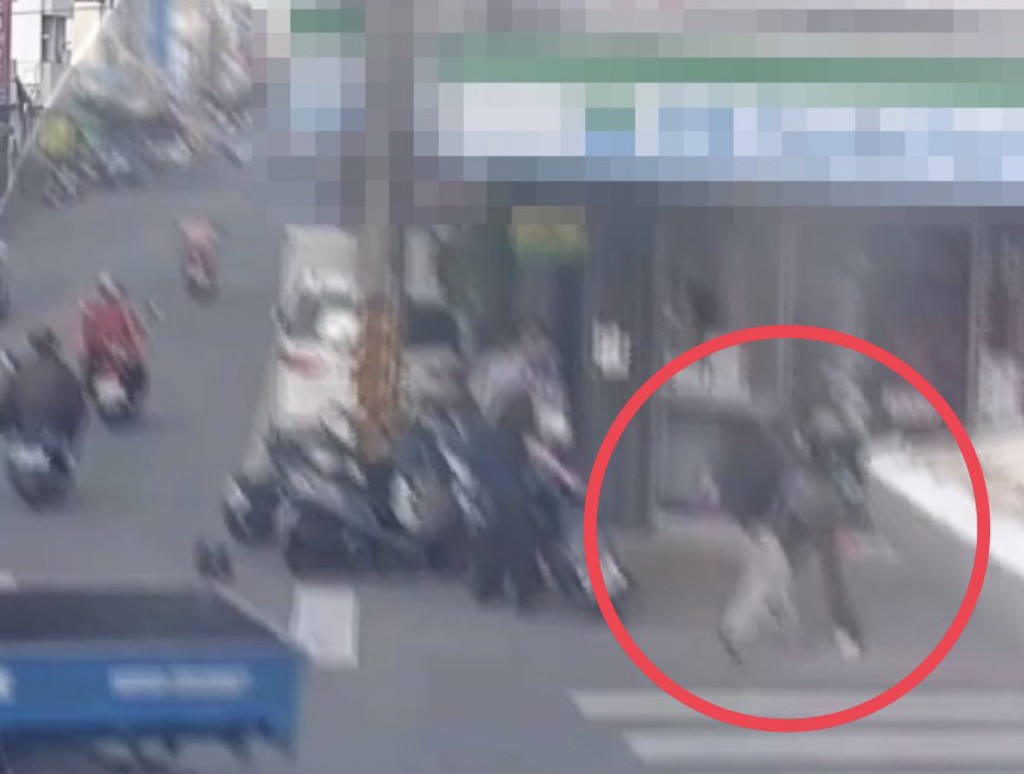 超商前摔車疑遭笑 花蓮男騎士暴怒持安全帽互K雙雙送辦
