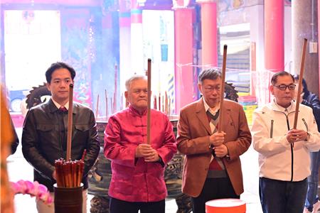 陳見賢與柯文哲同框參拜談文化底蘊