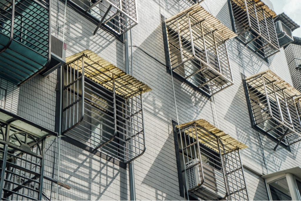 13坪隔3房!永和驚現「迷你鳥籠屋」他傻眼誰會買 網曝1原因超搶手