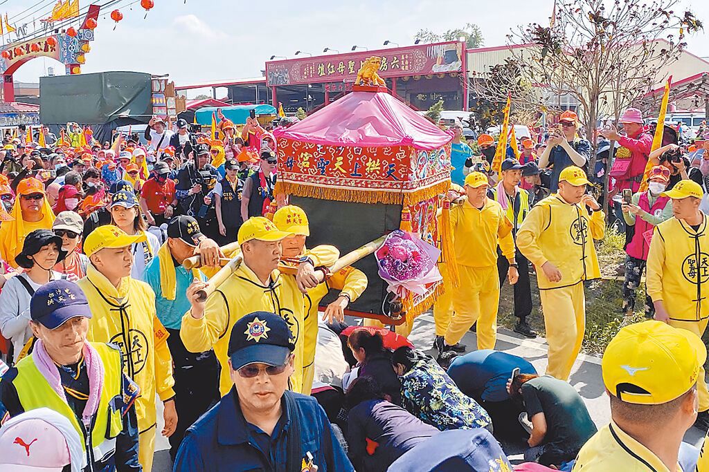 媽祖籤詩現巧合?示警「癡心妄想一事無成」引熱議