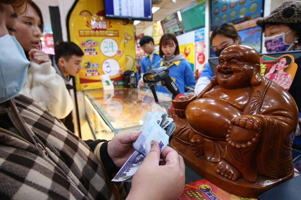 台彩認證!6大「中獎名店」曝光 刮刮樂2千萬頭獎剩6個