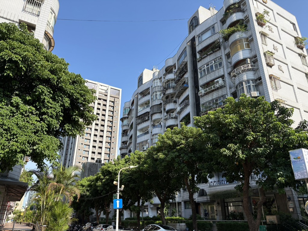 「大小巨蛋中心點」八德路、光復南路 房仲觀察購屋呈兩極化