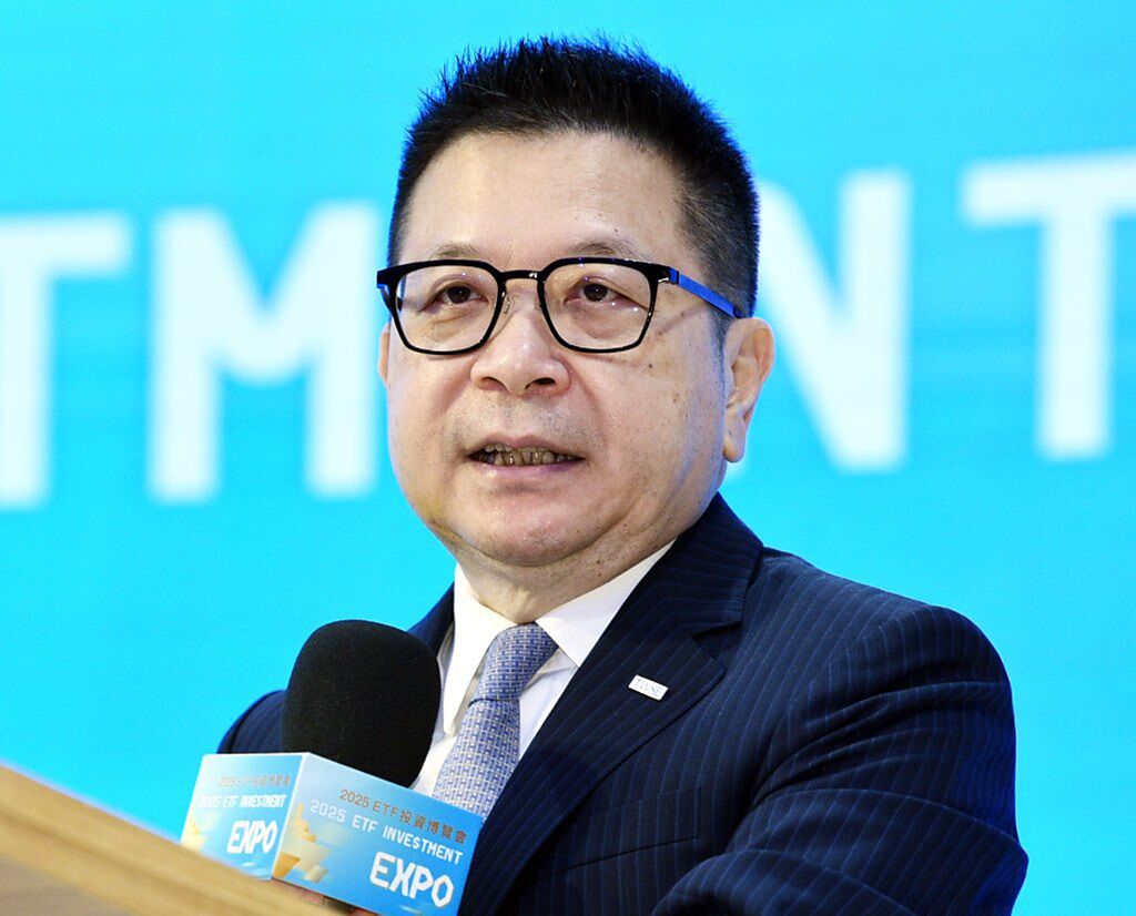 台股無懼關稅變數飆破3萬4 證交所董座「高度期待」後市