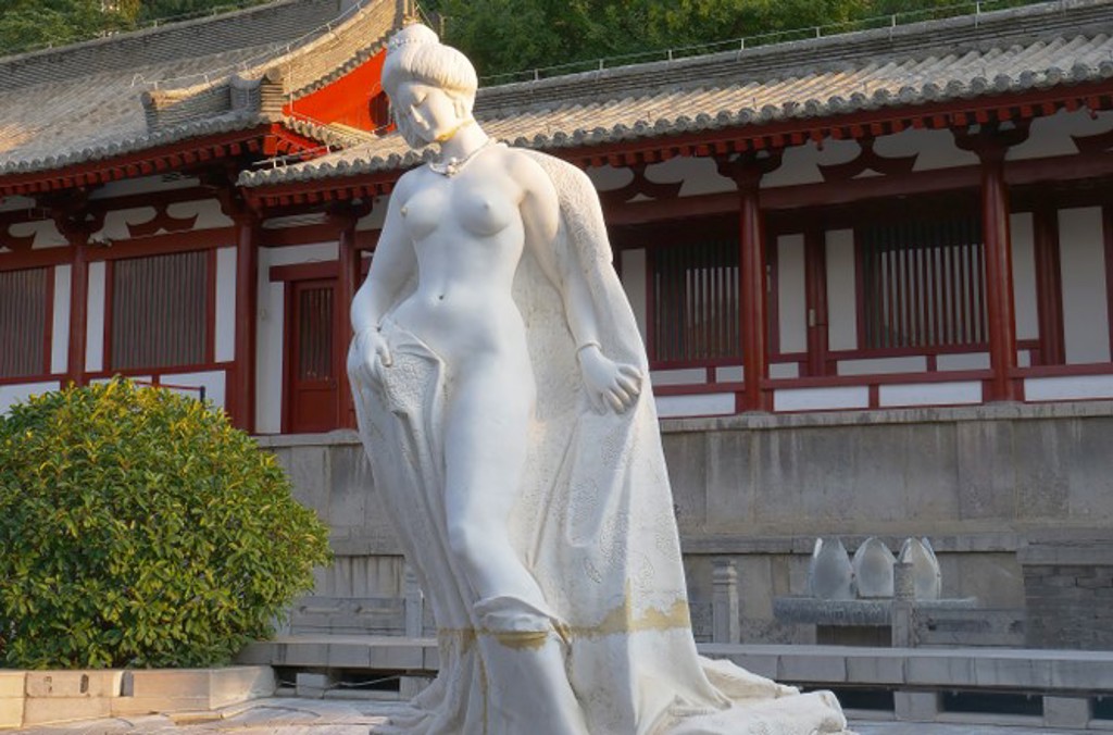 唐玄宗專寵楊貴妃11年 美貌不是關鍵 這兩字才是重點