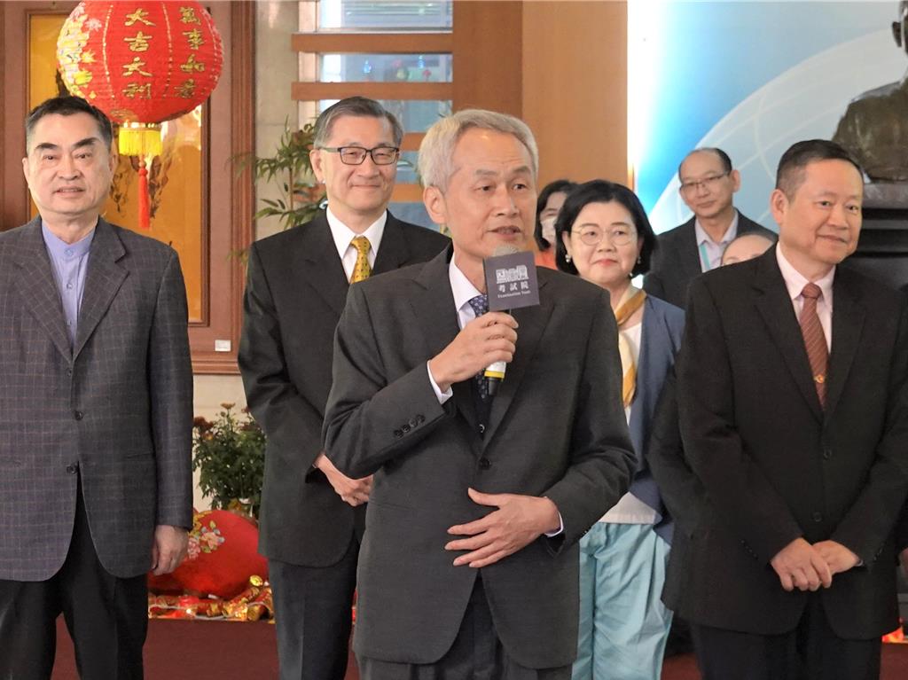 試院新春團拜 周弘憲期許公部門攬才及留才機制與時俱進