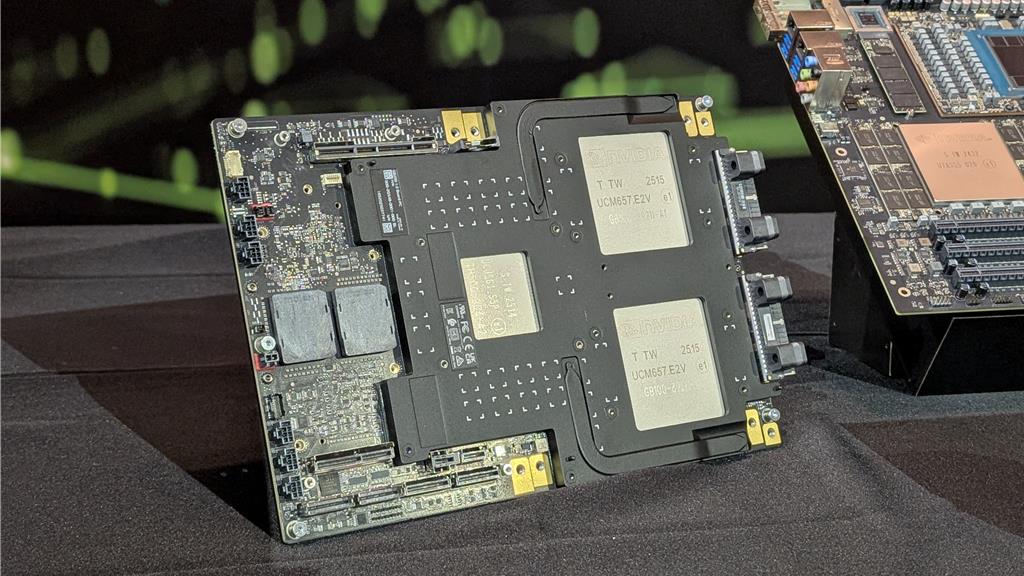 全球8大CSP支出破7100億美元 陸業者加速本土化