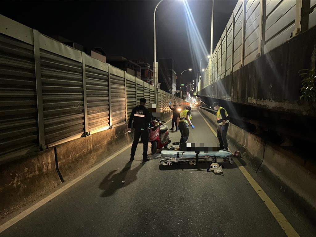 酒駕自撞中山橋匝道隔音板 男騎士酒測0.79送辦