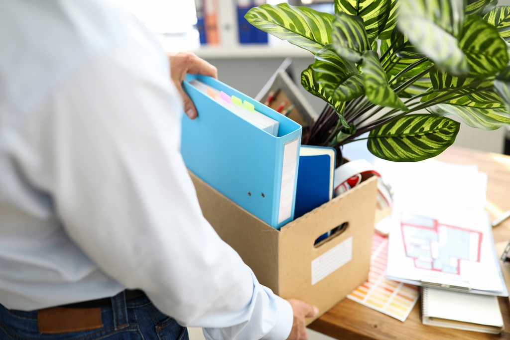 同事年後1反常舉動是離職前兆 全場共鳴:這波血流成河