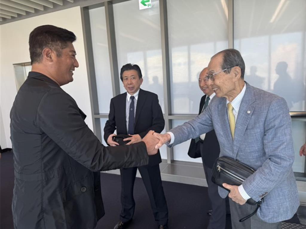 台灣史上首位 王貞治以體育選手身分獲頒一等景星勳章